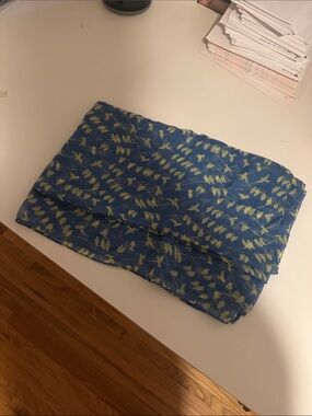 Blue Floral Print Scarf